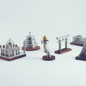 Estas miniaturas arquitectónicas ofrecen una alternativa minimalista a los típicos souvenirs - Image 1 of 4