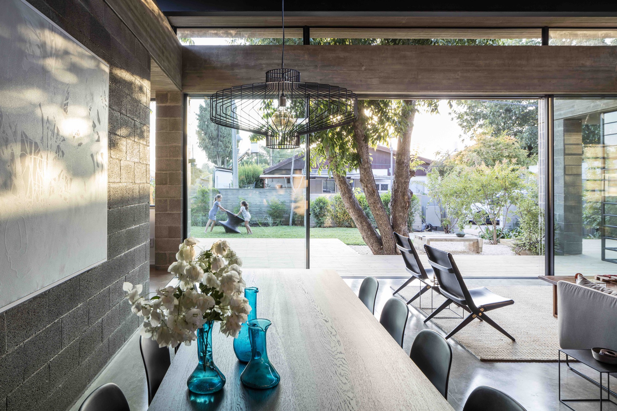 Gallery of Bare House / JacobsYaniv Architects 14