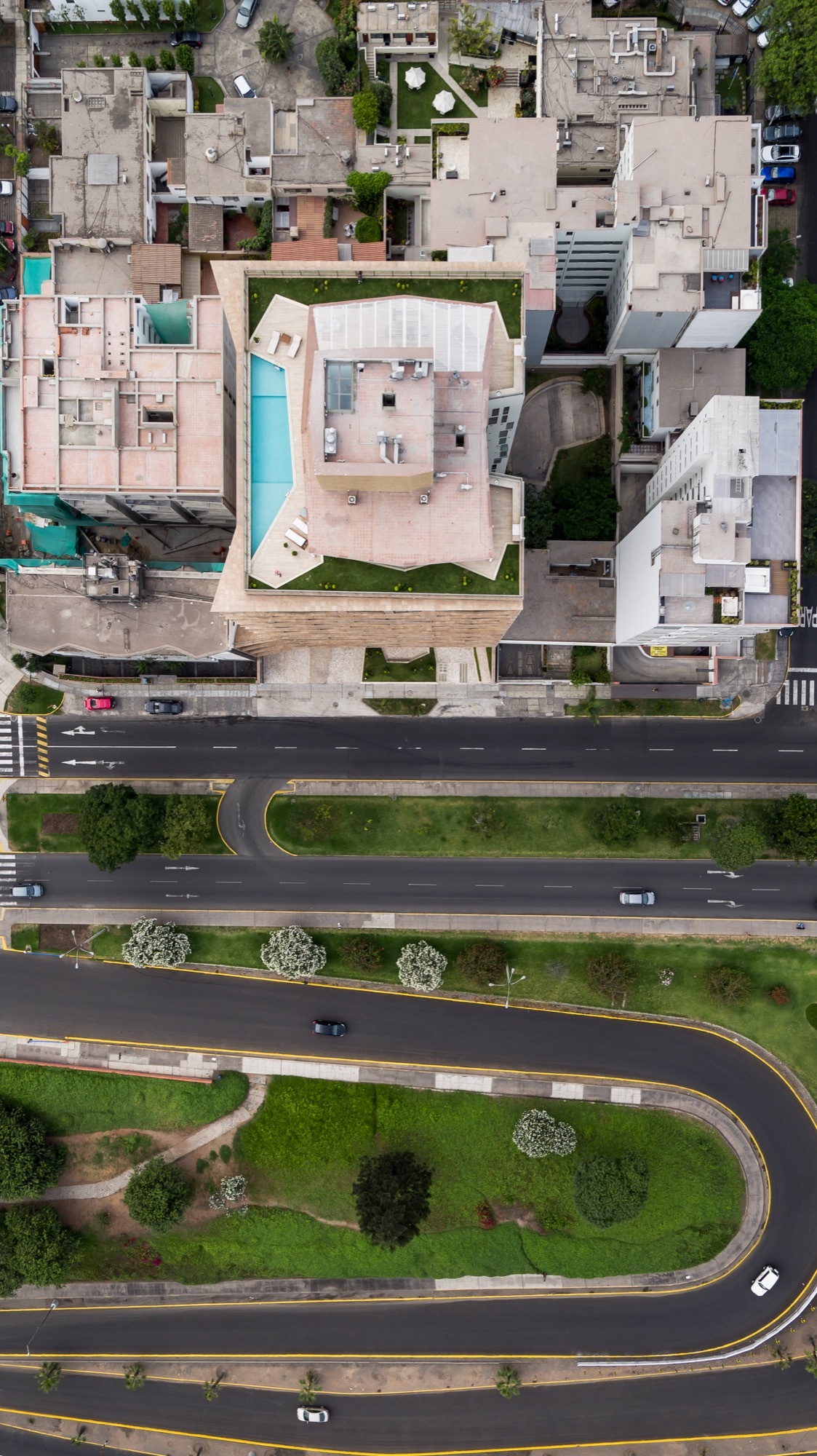 Gallery of AVA Building / Marsino Arquitectura 14