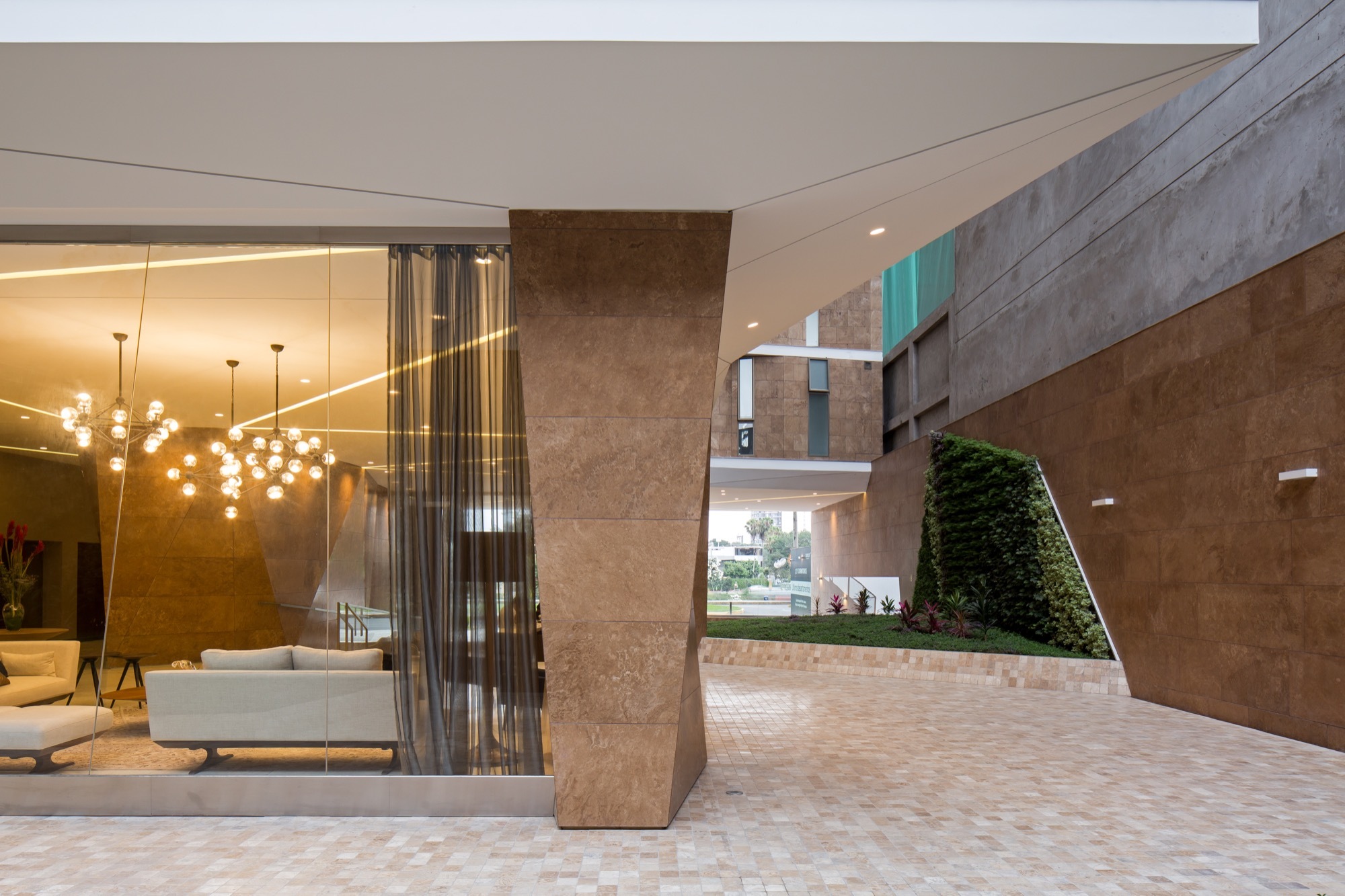 Gallery of AVA Building / Marsino Arquitectura 4