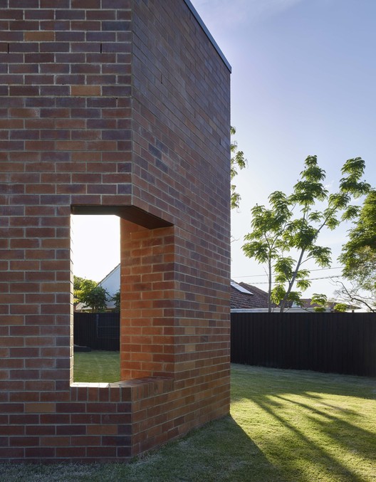 Buena Vista / Shaun Lockyer Architects - Brick, Facade