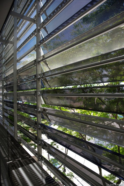 Retrofit Scopus / fecarotta & millan arquitetos associados - Aço, Viga