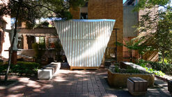 Casa Techo Vivienda de Emergencia / Sebastian Contreras Rodriguez