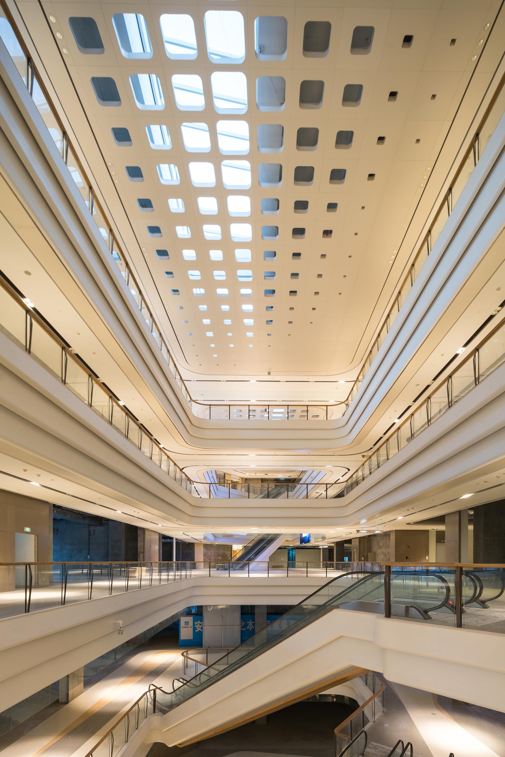 Gallery of Shanghai Landmark Center / Aedas 3