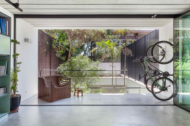 Casa Geminada  / CR2 Arquitetura - Janela