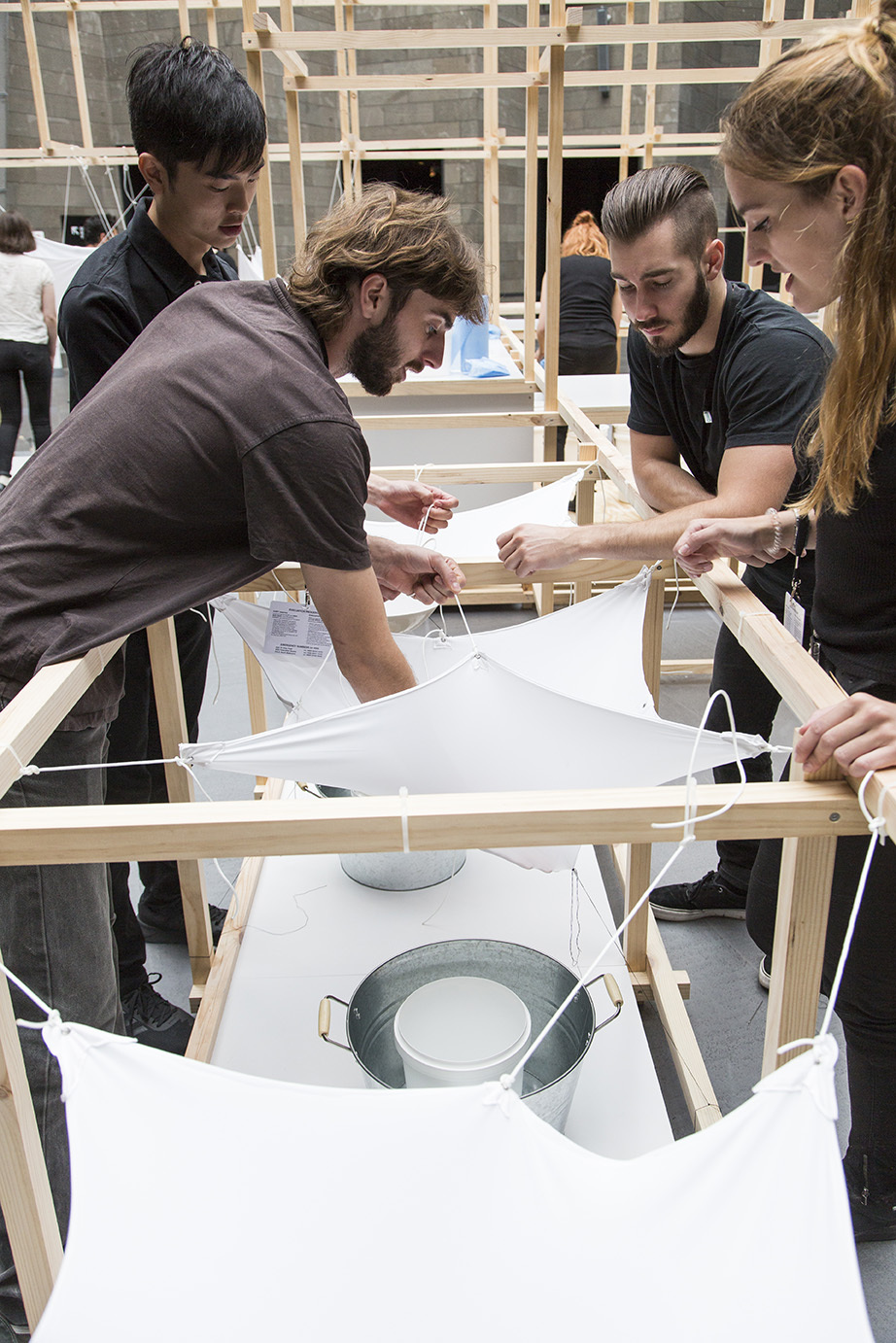 Galería de Esta impresora de cerámica explora el límite entre las