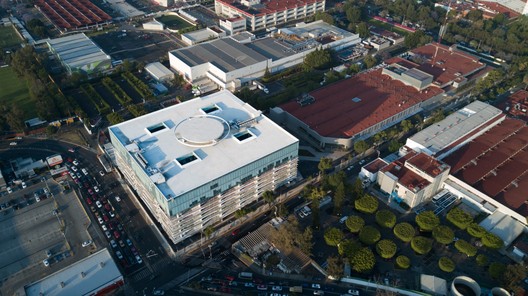 Financial Headquarters Tlalpan / BROISSIN - Image 12 of 23