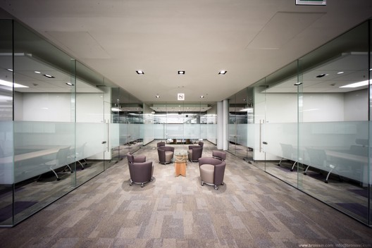 Financial Headquarters Tlalpan / BROISSIN - Image 16 of 23