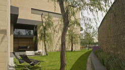 Casa Tierra / Serrano Monjaraz Arquitectos