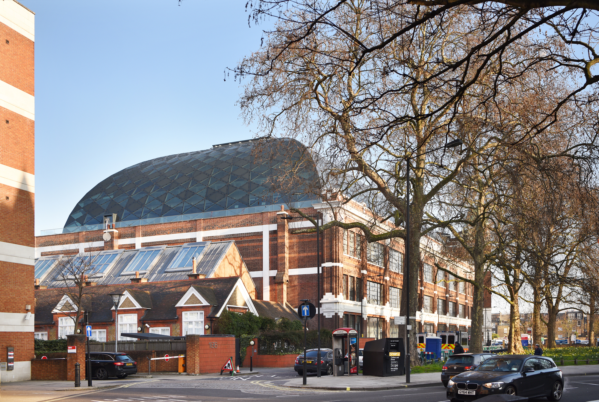 Gallery of 184 Shepherd's Bush Road / ColladoCollins Architects 15