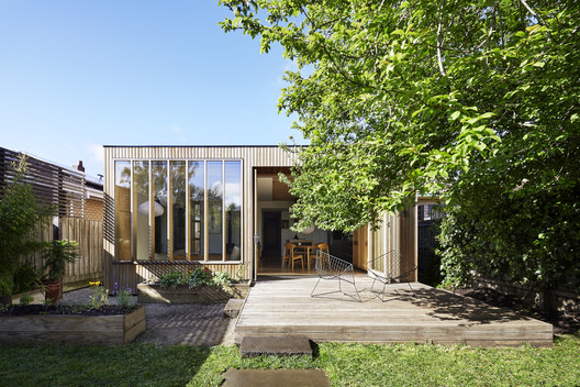 Wooden Box House / Moloney Architects - Image 1 of 15