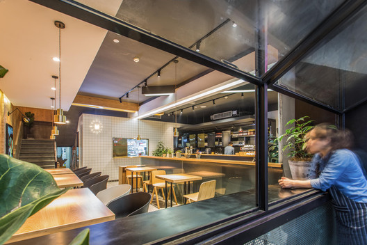 “每天”美式休闲餐厅 / 杭州全文室内设计