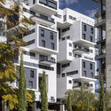 Calle Haganim 22 en Ramat Ha’sharon  / Bar Orian Architects - Vivienda Colectiva