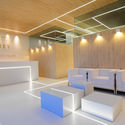Dr. González Clinic / Estudio EMEalCUBO - Clinic, Chair