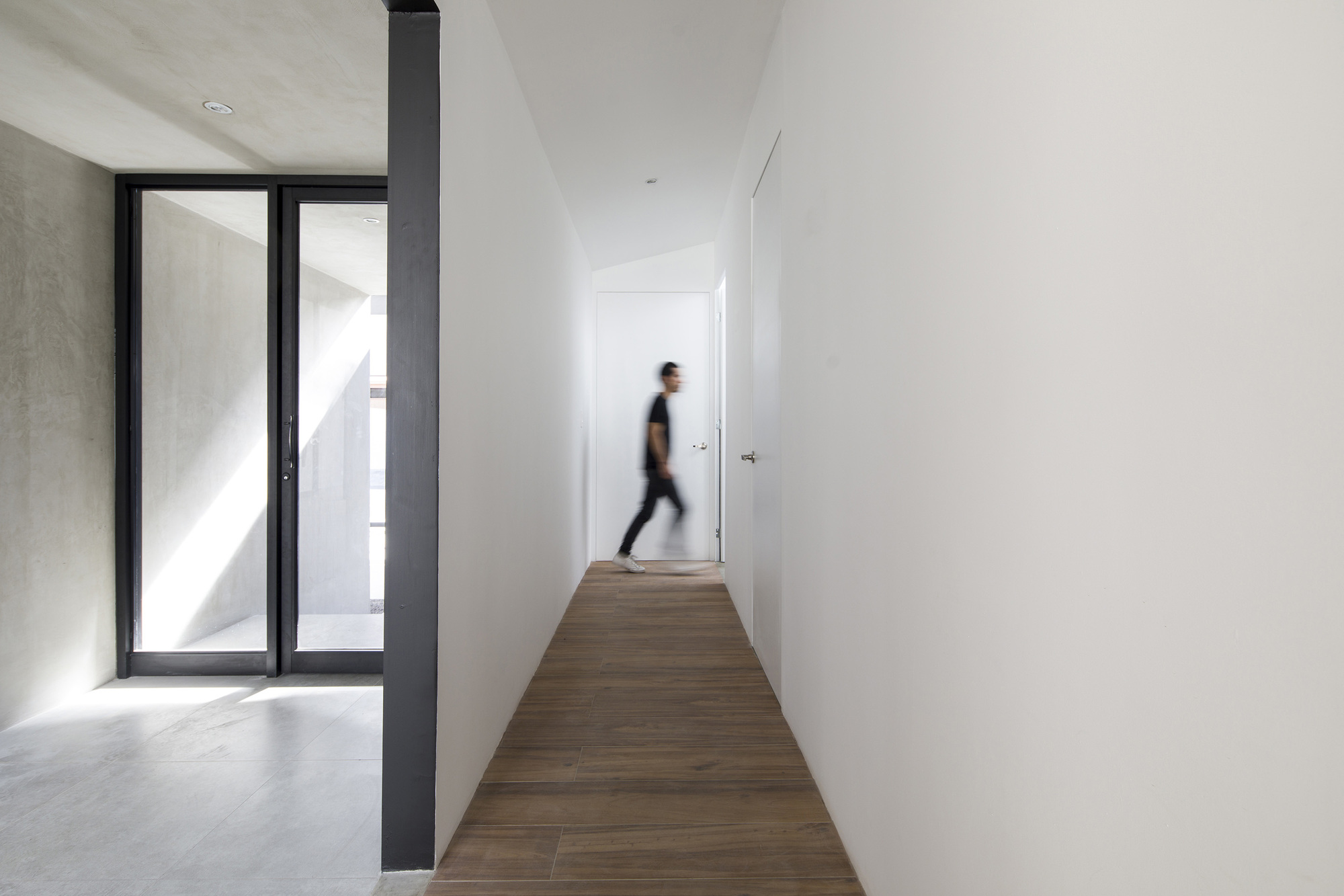 Gallery of Casa CHING / MG design studio - 19
