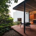 Casa Tello / PRODUCTORA - Houses, Courtyard, Facade, Door, Chair