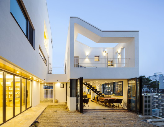 “警察理想”咖啡店 - 5 的图像 34