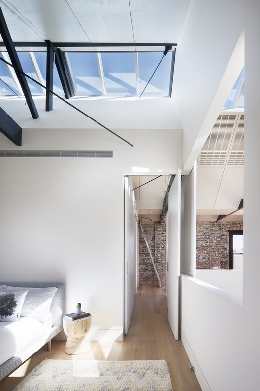 La luz cenital como solución de iluminación natural en 17 proyectos - Imagen 42 de 54