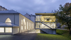 Extension of the Lycée Français and Renovation of the Studio Molière / Dietmar Feichtinger Architectes