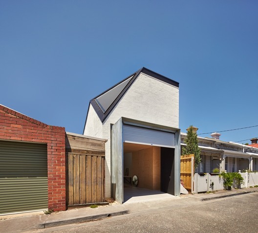 A luz zenital como solução de iluminação natural em 16 projetos - Imagem 39 de 51