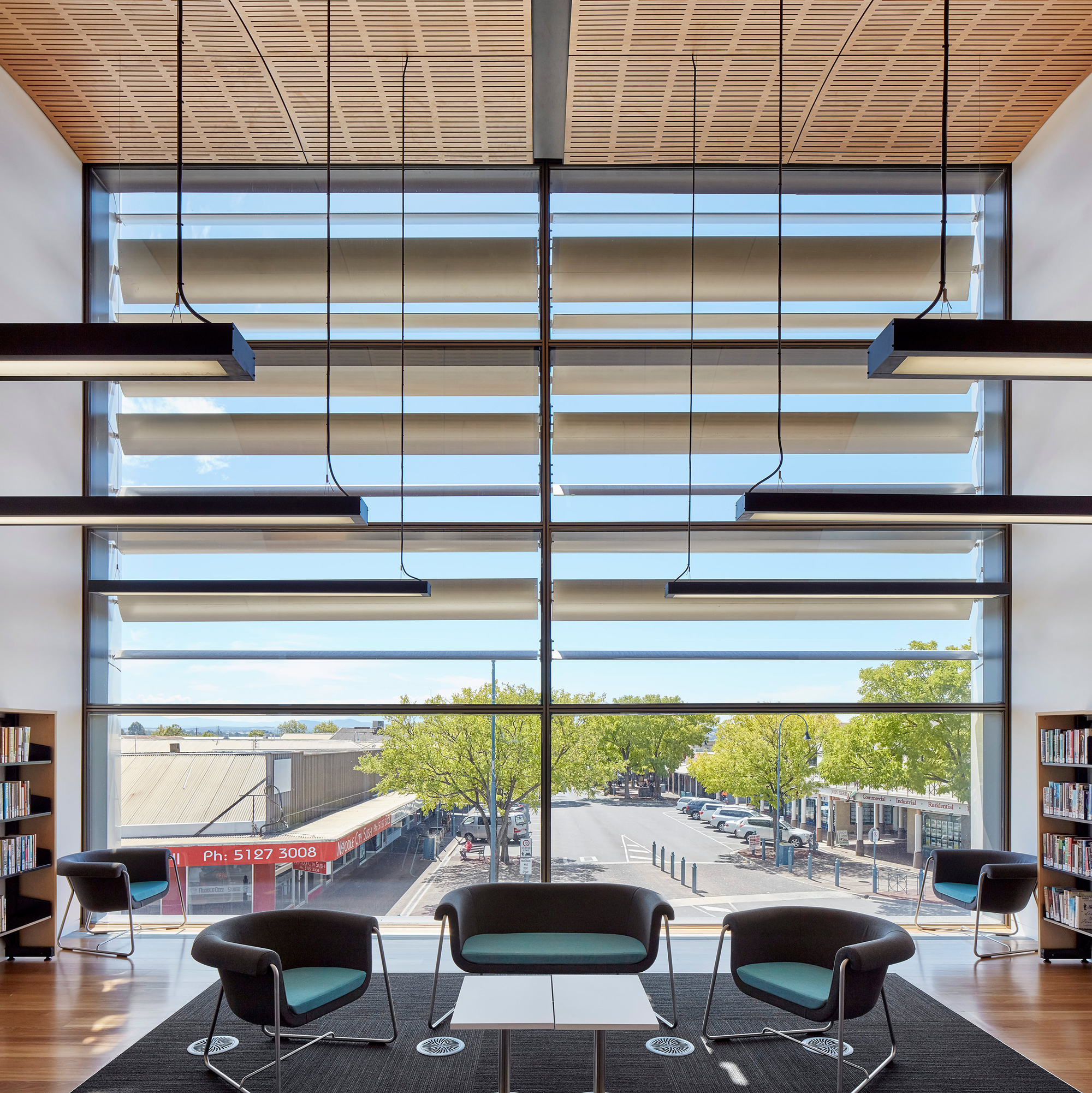 Gallery of Frank Bartlett Memorial Library and Moe Service Centre / fjmt 13