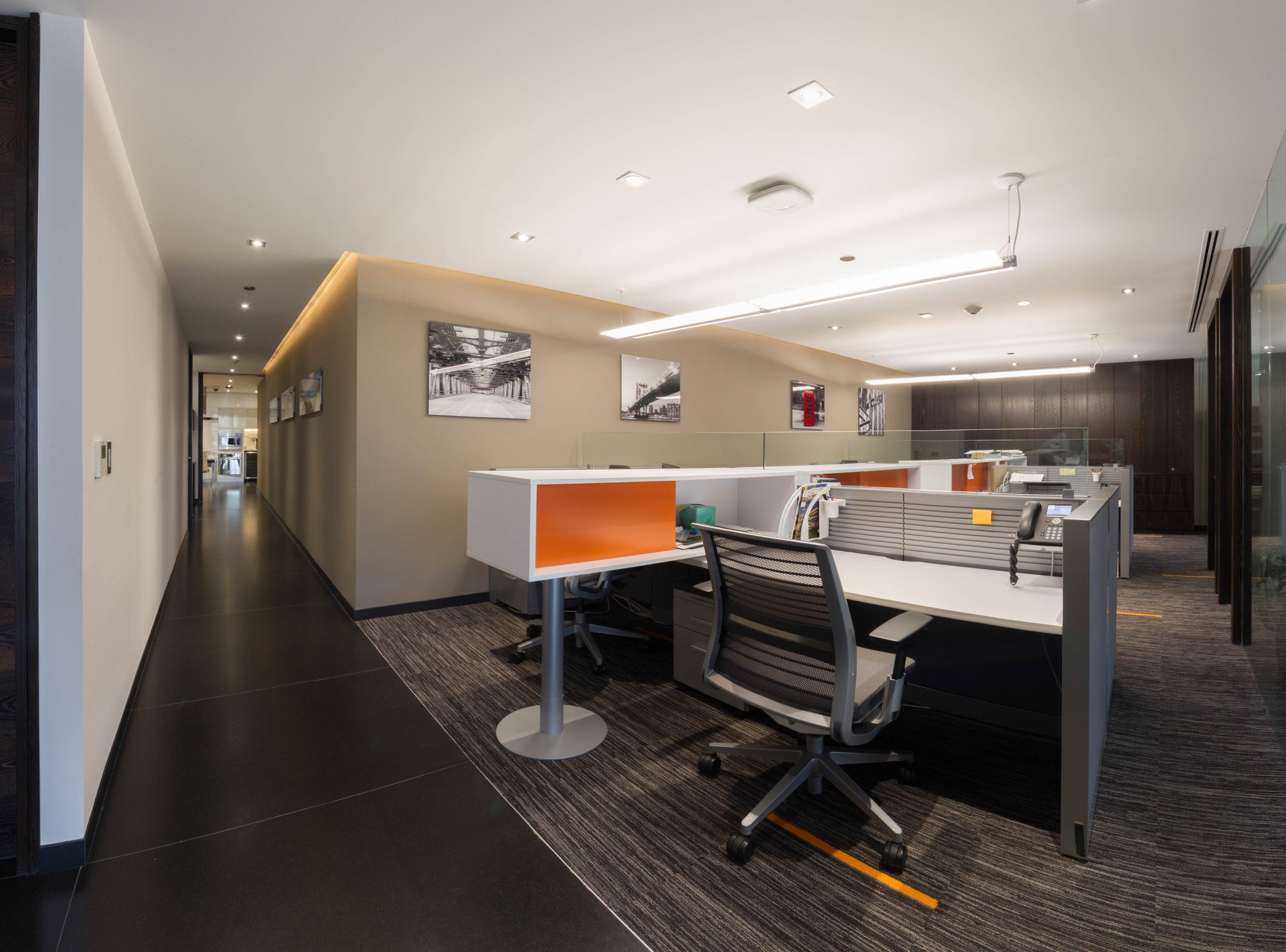 Galería de Oficinas corporativas Advance Real Estate / ArquiPartners 9