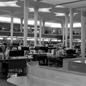 Clássicos da Arquitetura: Edifício Administrativo S.C. Johnson and Son / Frank Lloyd Wright - Arquitetura De Escritórios, Mesa, Cadeira