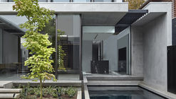 长宽比5:1的超长住宅 / SJB