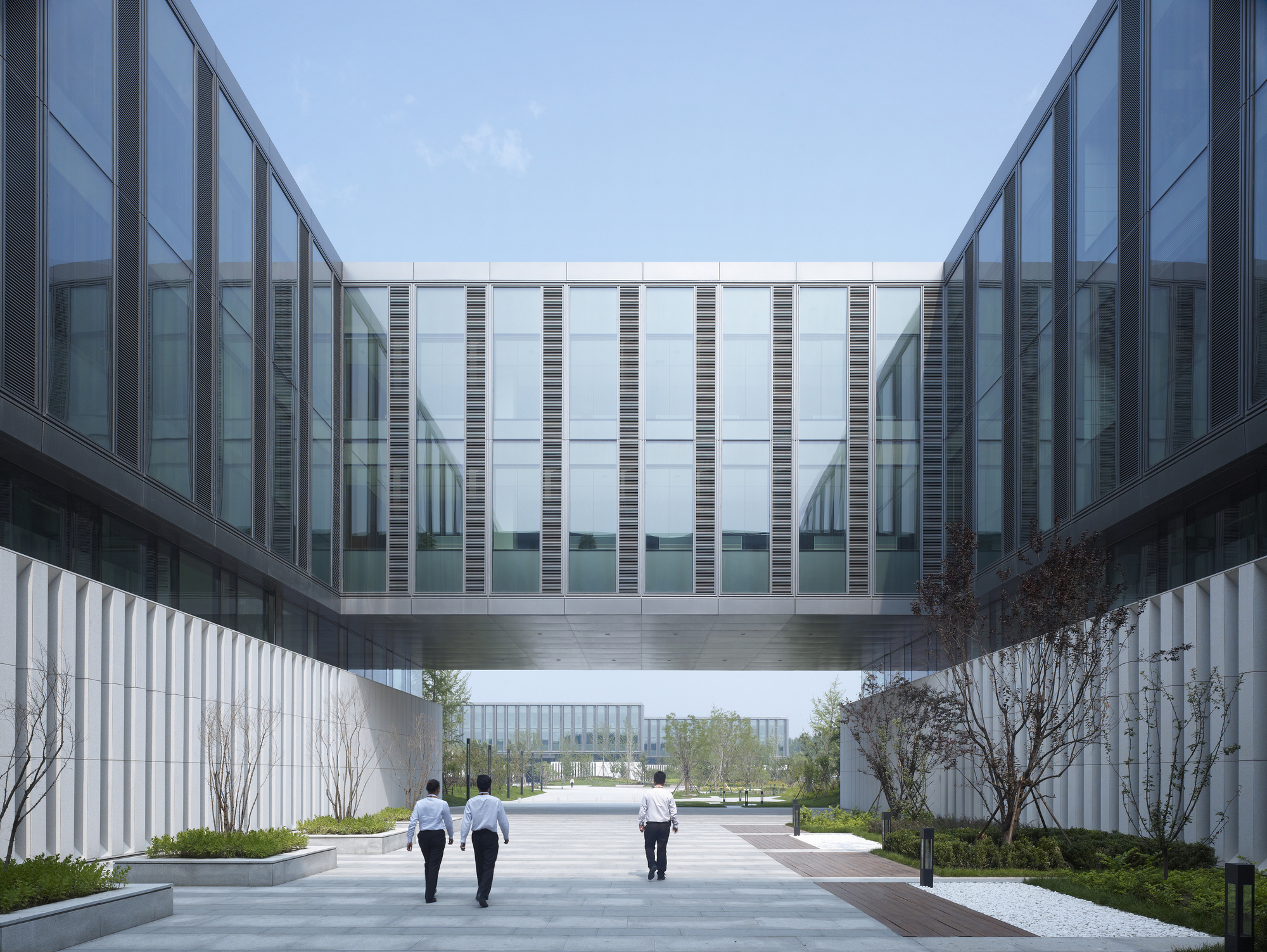 Gallery of Huawei Technological Factory Buildings / gmp ... Gallery of Huawei Technological Factory Buildings / gmp ...