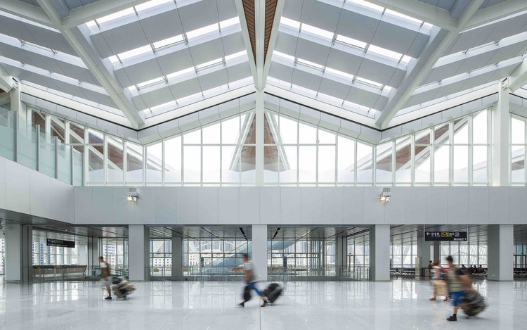 Qingdao Cruise Terminal / CCDI - MOZHAO Studio + CCDI JING Studio - Facade, Beam