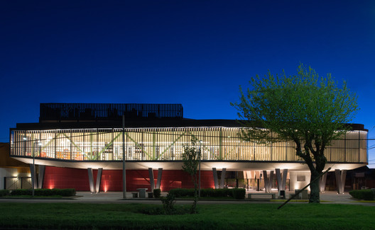 Centro Cultural Arauco / elton_léniz - Imagen 5 de 23