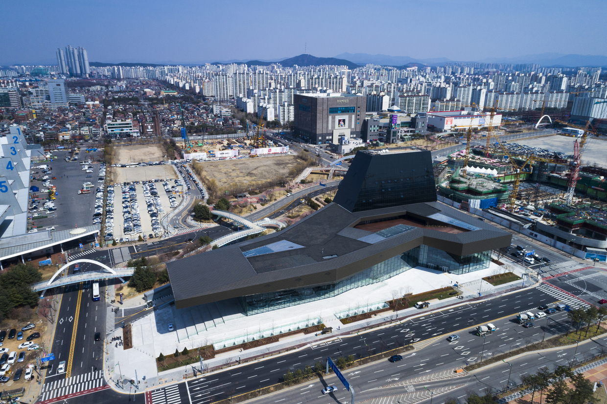 Hyundai motorstudio moscow