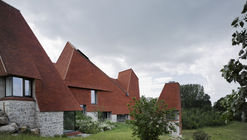 红山窑屋 Caring Wood，传统英伦情怀的完美展现 / James Macdonald Wright and Niall Maxwell