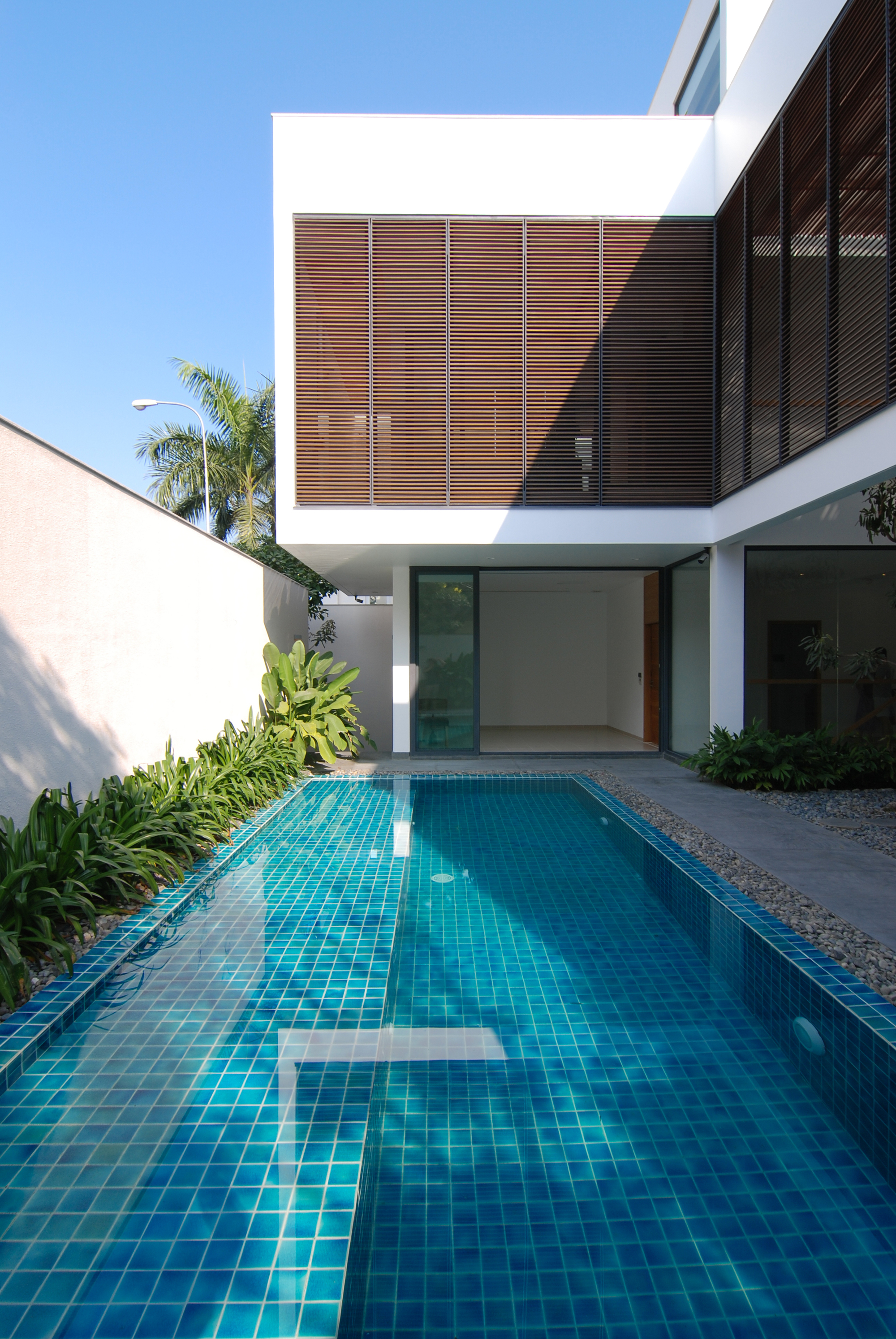 Gallery of Eden Villa / xyz architects 13
