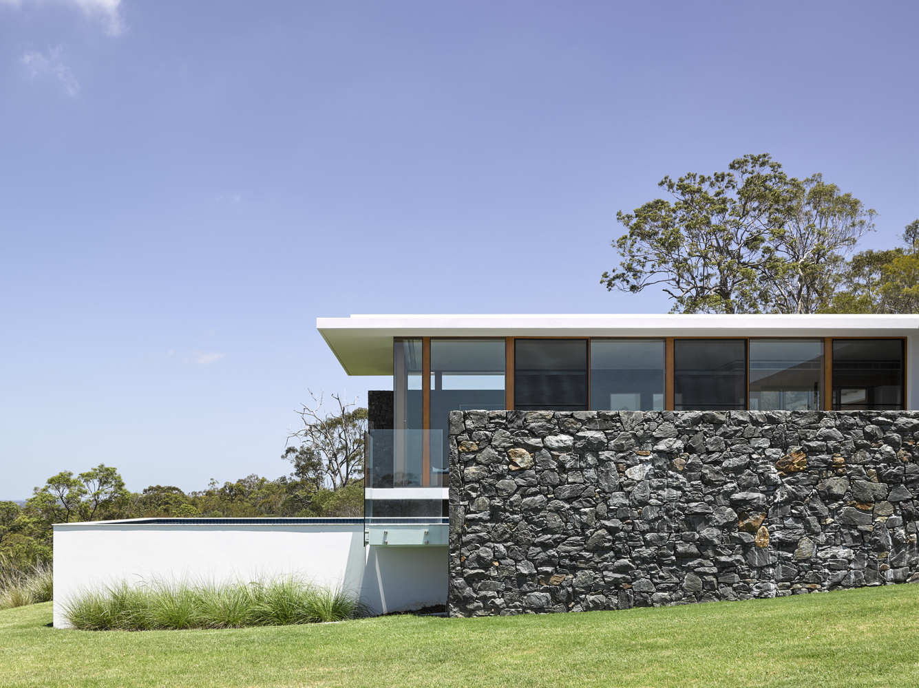 Gallery of Rocky House / Base Architecture 6