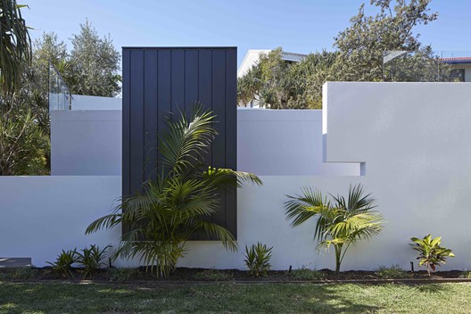 Yerranya House / Base Architecture - Facade, Garden, Courtyard