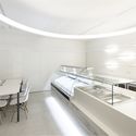 Comercial Axis / Martins Architecture Office - Tienda