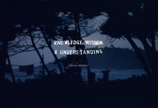 Filme narra a construção de uma pousada ecológica em Gana