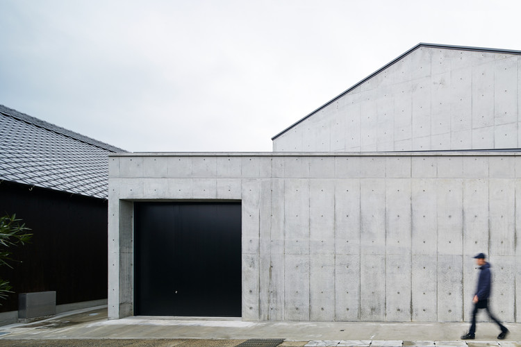 © Nacasa & Partners