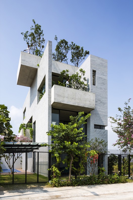 House: Vo Trong Nghia Architects / Binh House. Image Cortesia de WAF