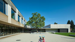 Elementary School Edlach / Dietrich | Untertrifaller Architekten