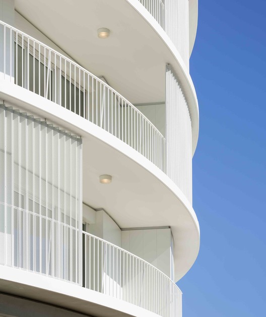 Tour Lumière / Jacques Ferrier Architecture - Imagen 9 de 48