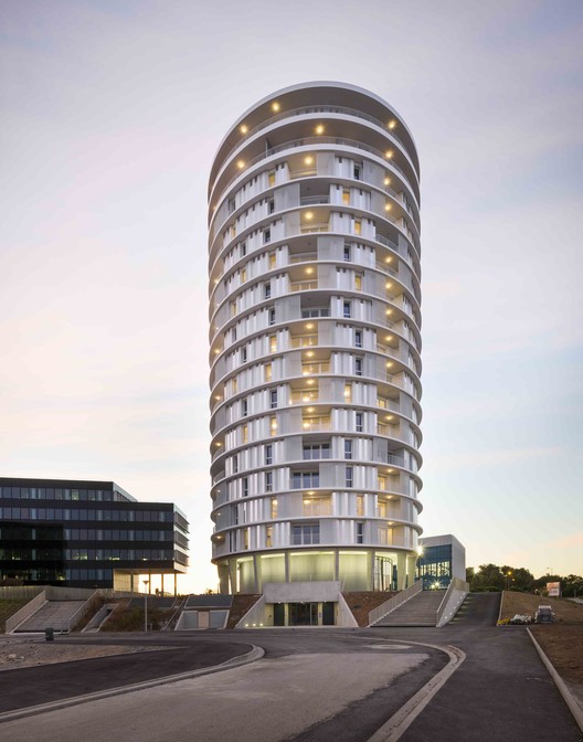 Tour Lumière / Jacques Ferrier Architecture - Imagen 17 de 48