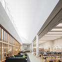Aalto University Library - Harald Herlin Learning Centre / JKMM Architects + Architect NRT ltd - Interior Photography, Table, Chair