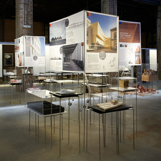 Conoce el diseño modular y transportable que expone los proyectos seleccionados para el Mies Van der Rohe Awards en Europa, Asia y Norteamérica - Imagen 7 de 13