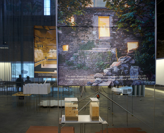 Conoce el diseño modular y transportable que expone los proyectos seleccionados para el Mies Van der Rohe Awards en Europa, Asia y Norteamérica - Imagen 3 de 13