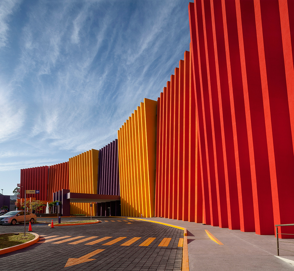 Galería de Hospital Infantil Teletón de Oncología / Sordo Madaleno