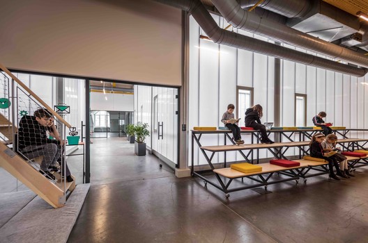 Private Sezin School Open Roof Space / ATÖLYE - Image 20 of 36