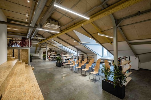 Private Sezin School Open Roof Space / ATÖLYE - Image 25 of 36