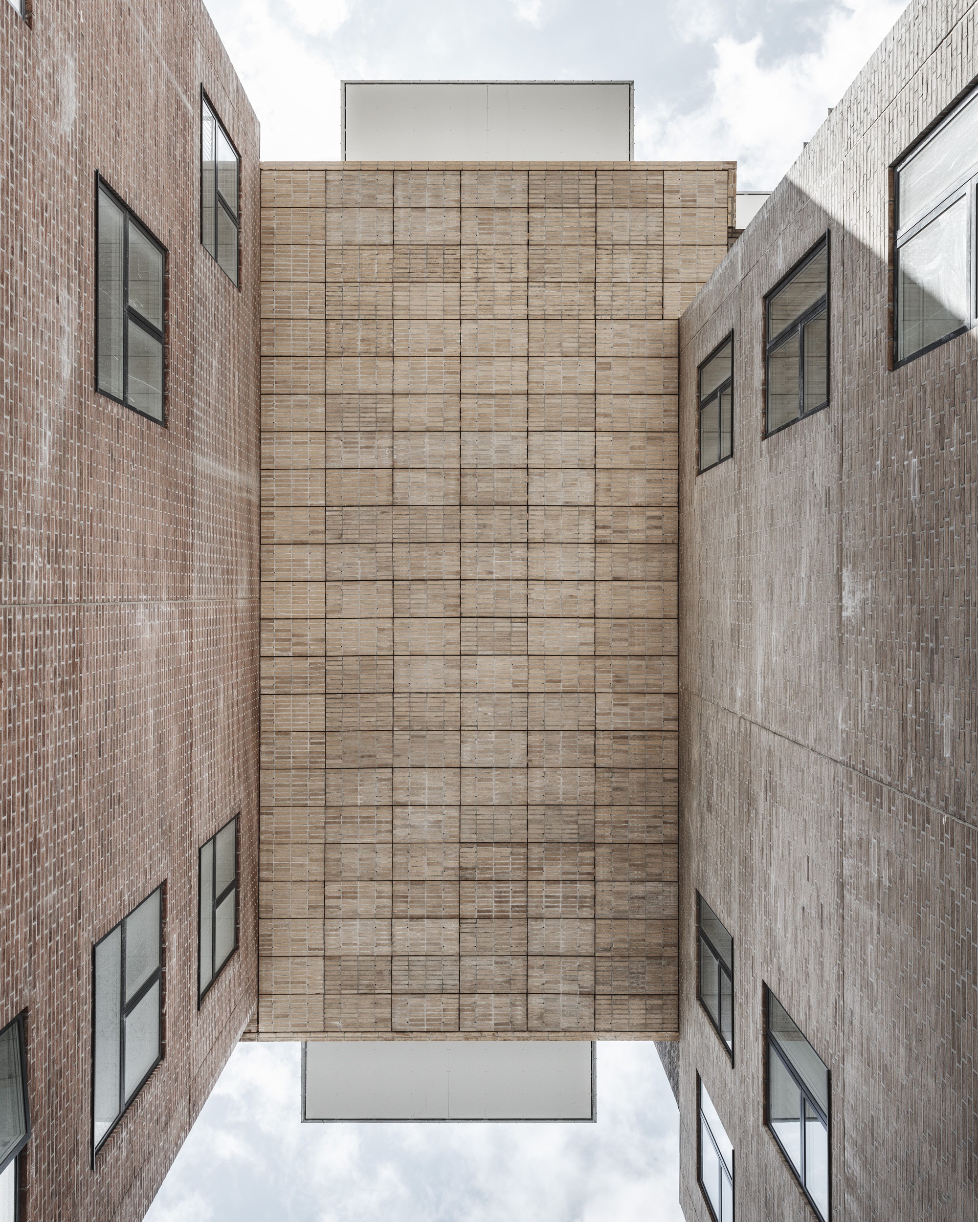 Gallery of Cubic Houses / ADEPT - 3